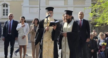 Кметът удари първия звенец в обновената Хуманитарна гимназия