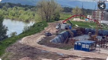 Петиция за 50-метрова зелена зона край Марица