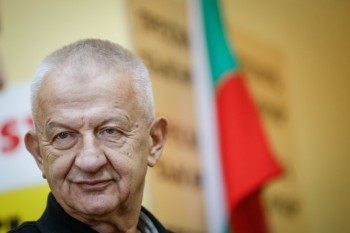 Крушарски напуска. БФС гони Локо в друг град