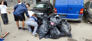 Млади и стари почистиха Столипиново
